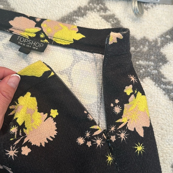 Topshop Black Floral Print Mini Skirt US4 UK8 from ASOS - Picture 6 of 7